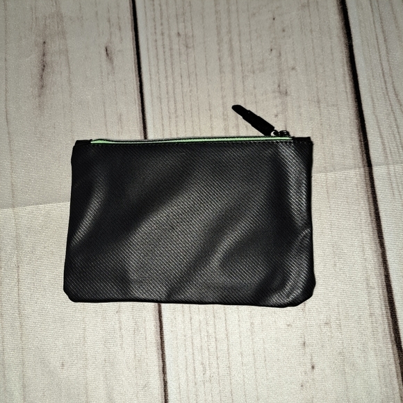 Ipsy Vampy Goth Makeup Bag - Picture 5 of 8